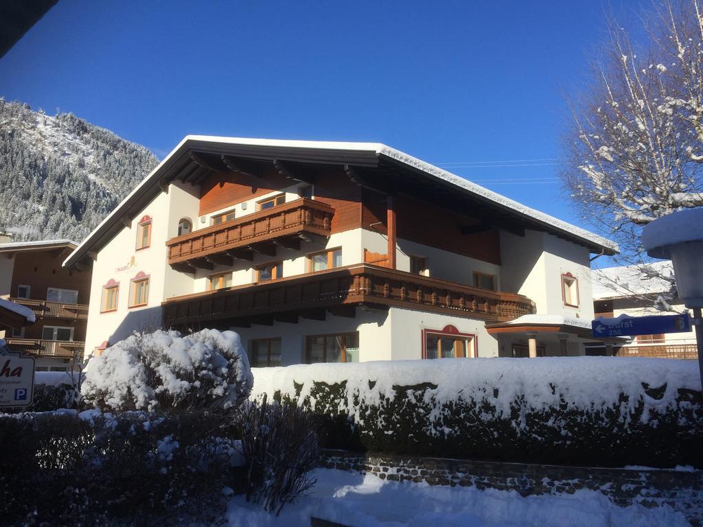 Apartment Mozart Mayrhofen Exteriör bild