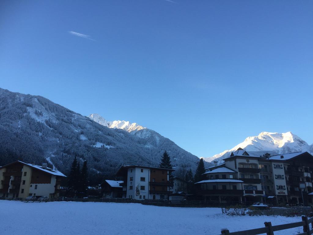 Apartment Mozart Mayrhofen Exteriör bild