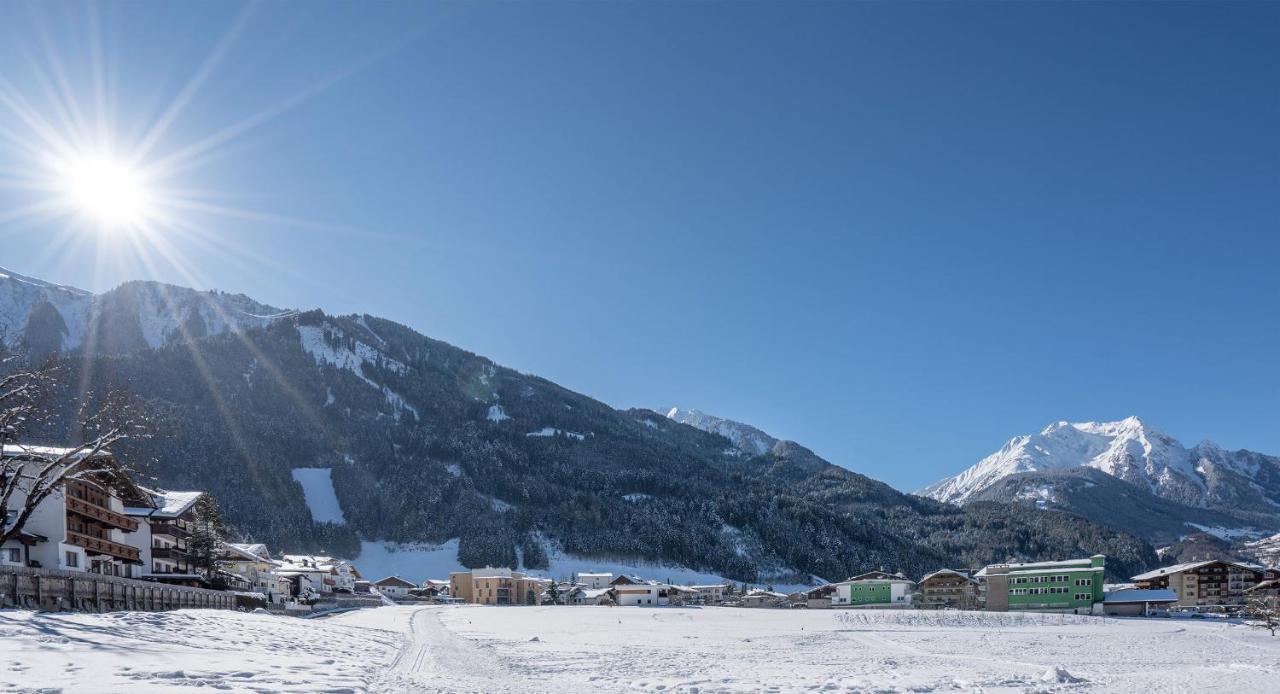 Apartment Mozart Mayrhofen Exteriör bild